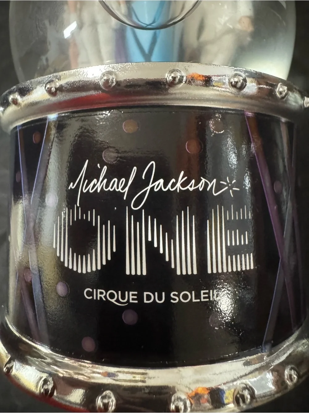 RARE Michael Jackson ONE Cirque Du Soleil musical light-up snowglobe Memorabilia
